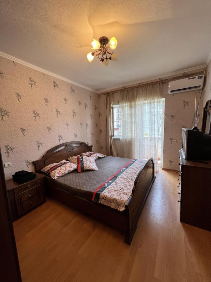 Hôtel V Gostiakh U Maii à Gagra Chambre photo